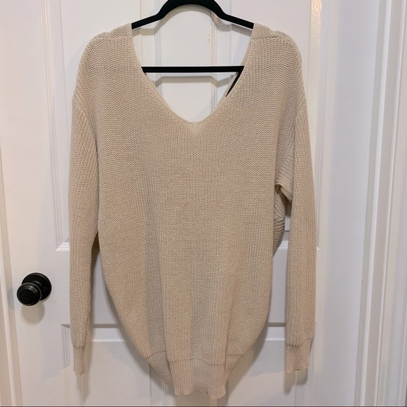 Fate by LFD Twist Back Sweater - Picture 3 of 9